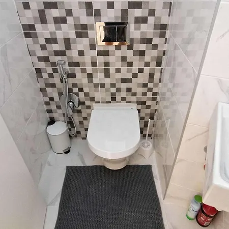 Apartment Luxury Center Two Bedroom Close To Beach